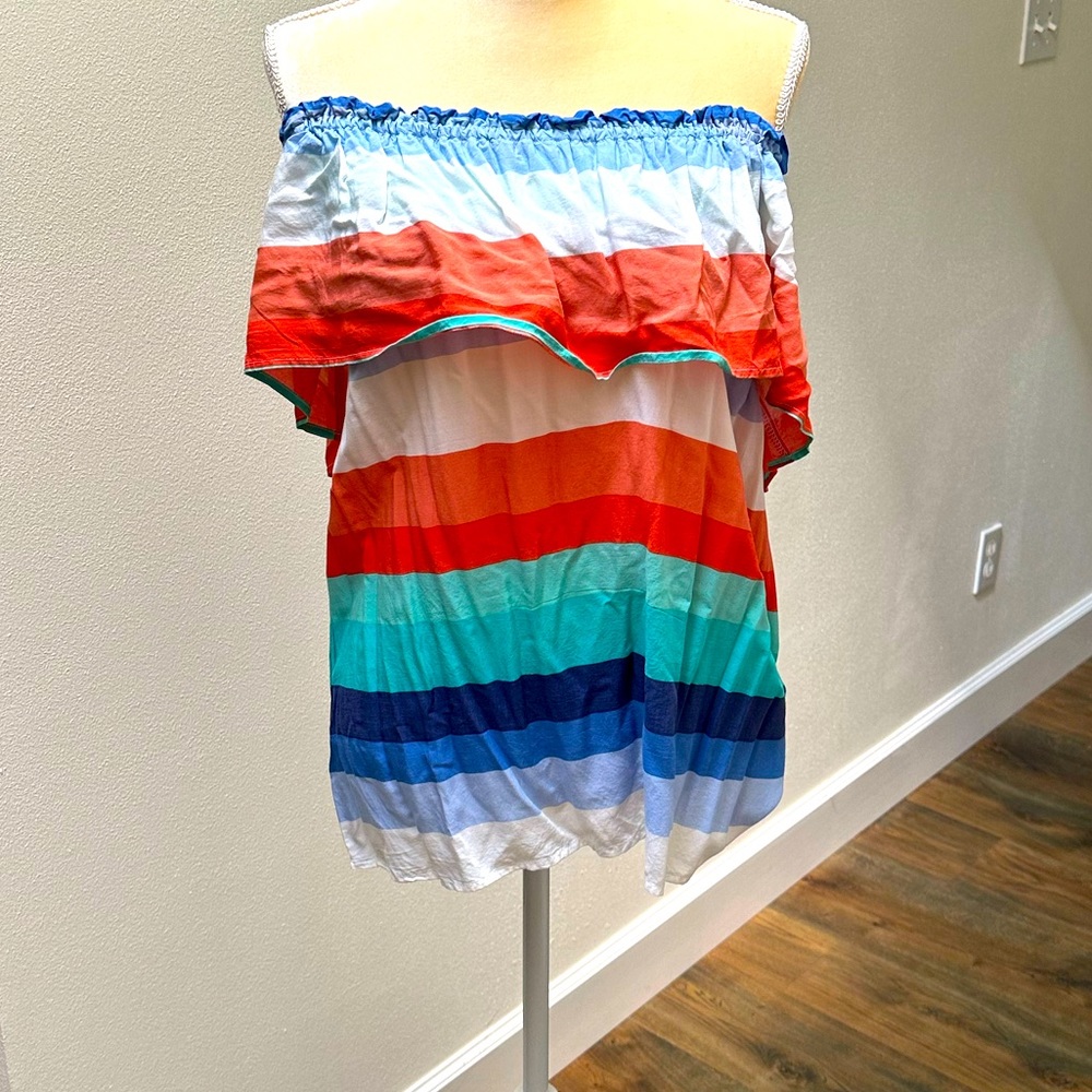 ( Women’s M) Off the shoulder shirt!